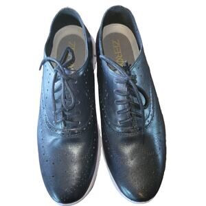 Cole Haan Zerogrand black shoes size 8